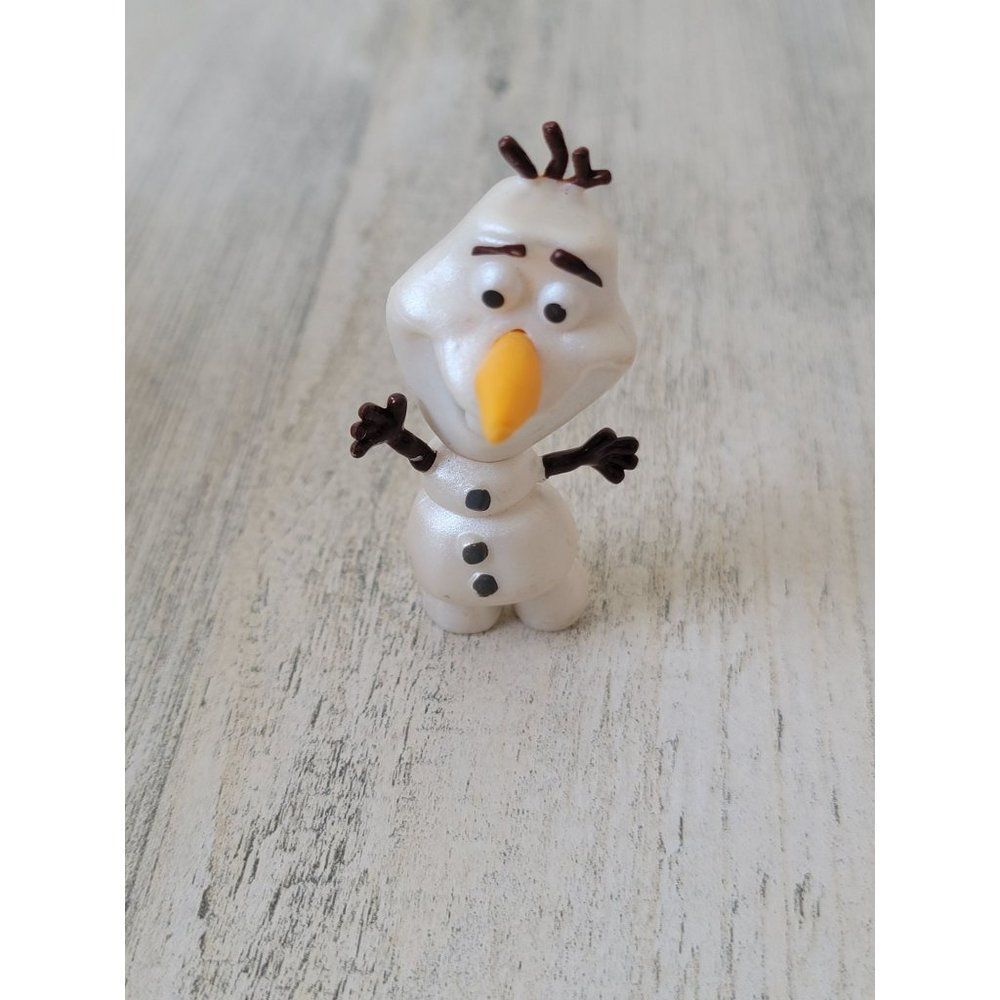Hasbro Olaf Frozen 2 Snowman warm hug‎ Disney Pixar toy figure